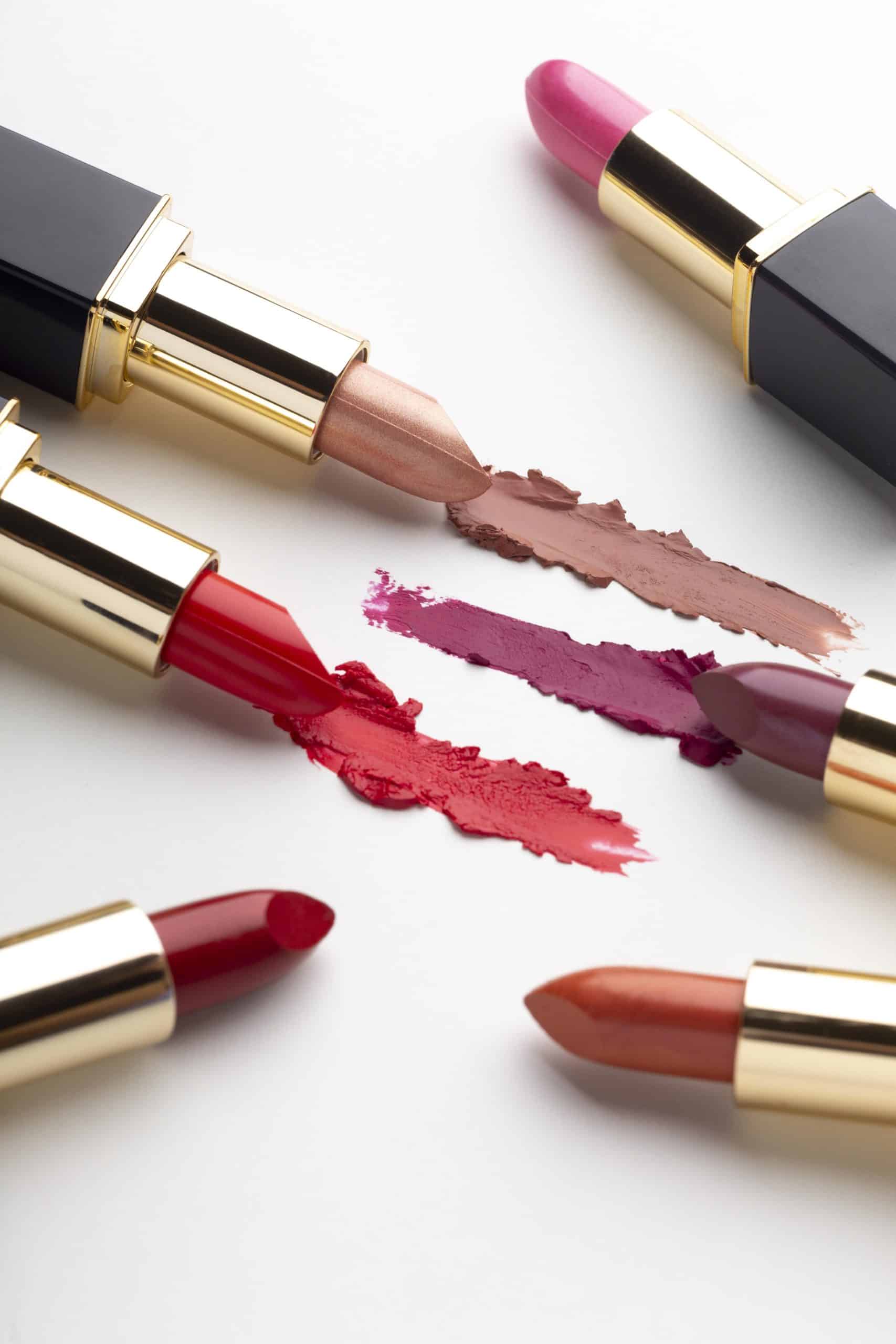 high-angle-lipsticks-arrangement